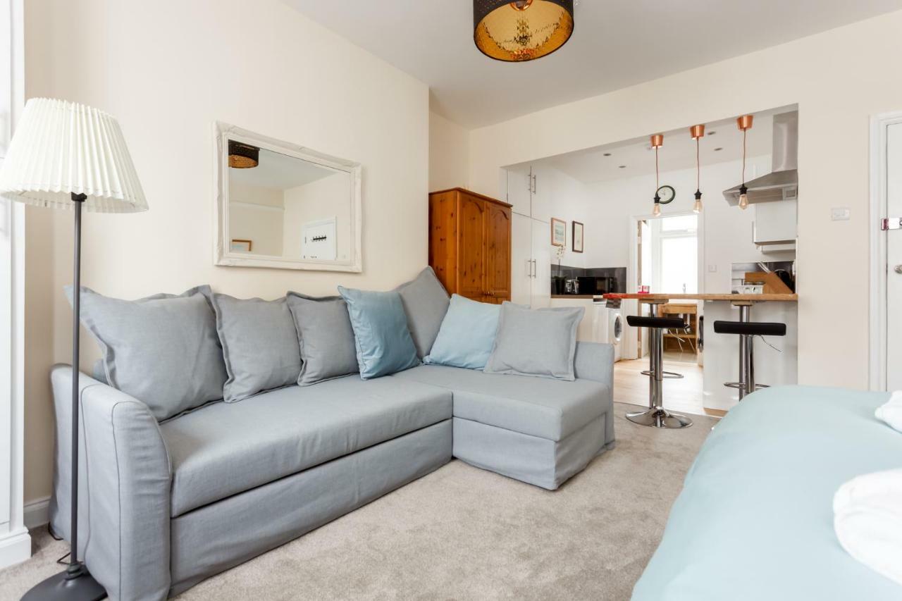 Stylish Town Centre Apartment Close To Beach And Shops Bournemouth Exterior foto